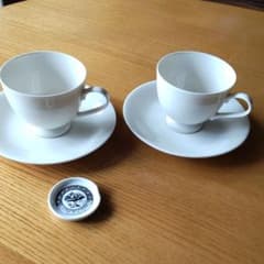 カップ&ソーサー　おまけつきのサムネイル