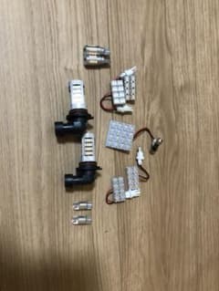ゼロクラウン　電球セット　ピンク　フォグ　ナンバー灯　ポジション　T10 HB4のサムネイル