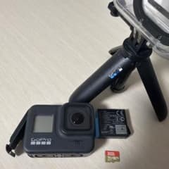 GoPro8 black アクションカメラ 本体 三脚付きのサムネイル
