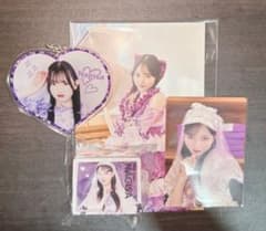 【4点】真鍋凪咲　CUTIE STREET まとめ売り　トレカ　　キーホルダー等のサムネイル