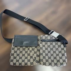 GUCCI GGキャンバス ボディバッグ ウエストポーチ - メルカリ