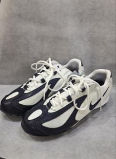 Nike スパイクシューズ ホワイト/ブラック/ネイビーのサムネイル