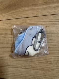 ちいかわ　ダイカットポーチ　島二郎のサムネイル