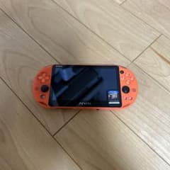 PlayStation®Vita（PCH-2000シリーズ） Wi-Fiモデル…のサムネイル