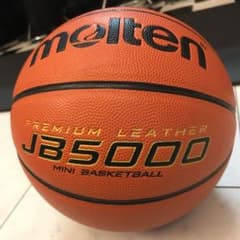 yukaron様専用molten バスケットボール 5号 モルテン 検定球のサムネイル