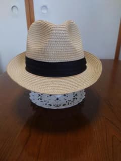 ストローハット 中折れハット ベージュ × ブラックリボン