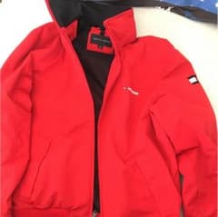 Tommy Hilfigerのサムネイル
