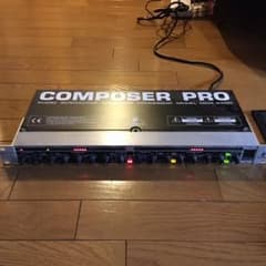 ベリンガー コンプレッサー MDX 2200のサムネイル