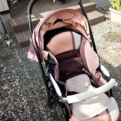 コンビベビーカーカルディアオート4キャスのサムネイル
