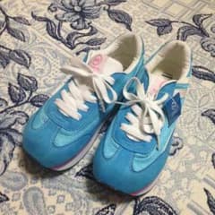 hiromichi nakano 水色スニーカーのサムネイル