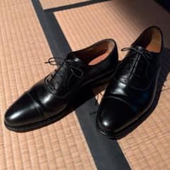 ジャランスリワヤ ストレートチップ 内羽根式 黒 サイズ38 - メルカリ