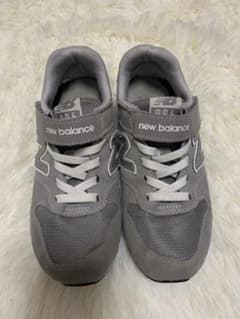 996 new balance スニーカー 20 グレーのサムネイル