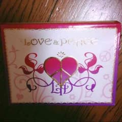 のん様 専用 love&peace 香水のサムネイル