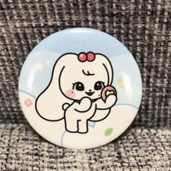 IVE MINiVE ポップアップ 缶バッジ ウォニョン チェリー - メルカリ