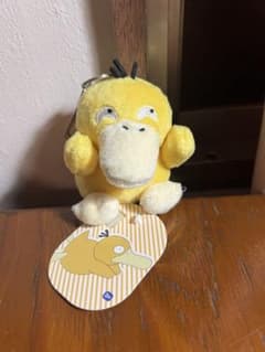 ポケモン コダック　ぬいぐるみ キーリング キーホルダー　韓国限定のサムネイル