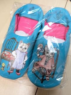 【週末お値下げ】ルームシューズ　BLUE BORIS&666 ヒグチユウコ 新品未開封 ヒグチユウコ ルームシューズ BLUE BORIS&666 - メルカリ