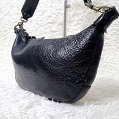 SLOW レザー ハーフムーン ショルダー シボ　ワンショルダー 三日月 SLOW レザー ハーフムーン ショルダー シボ ワンショルダー 三日月