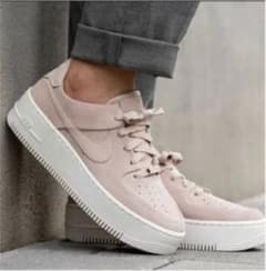 NIKE SAGE LOW セージロウ　エアフォース１　ピンクのサムネイル