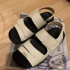 サンダルのサムネイル