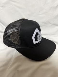 CHROME HEARTS ブラック トラッカーキャップ エンボス加工 Chrome Hearts トラッカーキャップ ブラック - メルカリ