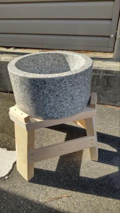 ★引取限定    石臼  台 杵  セットのサムネイル