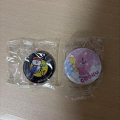 BT21 Pin Badge & Rubber Keychain Set