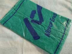 ハンブレッダーズ 2019 ロゴタオル 緑 - メルカリ