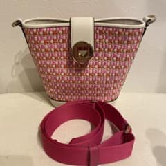 ケイトスペード　福袋　2024 バケット型ショルダーバッグ　ピンク　編み目