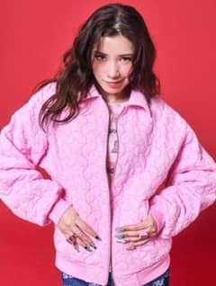 新品タグ付き 仲里依紗 アールイードット 星柄キルティングジップ