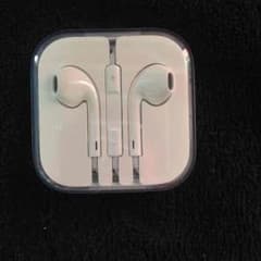 IPHON   純正品  イヤホン 未使用のサムネイル