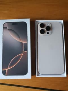 iPhone16 Pro Max 256GB SIMフリーのサムネイル