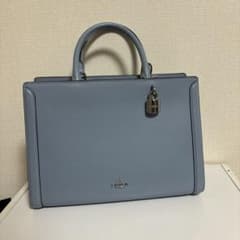 coach レディースバック　水色のサムネイル