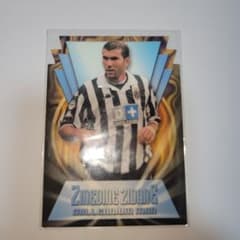 ジネディーヌ・ジダン トレーディングカード SerieA 2000のサムネイル
