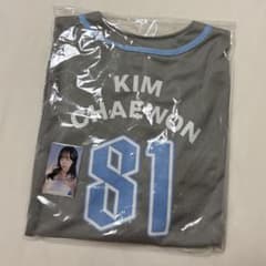 LE SSERAFIM チェウォン　ユニフォーム　 UNIFORM SHIRT LE SSERAFIM チェウォン ユニフォーム トレカ付き L - メルカリ