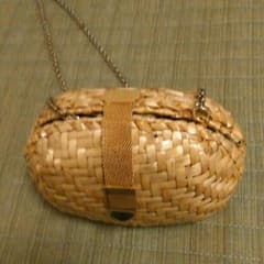 送料込み コロッとしていて可愛い籐バッグのサムネイル