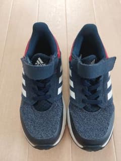 adidas アディダス スニーカー　19センチのサムネイル