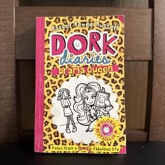 Dork Diaries: Drama Queen 洋書のサムネイル