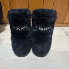 頭*シ様 BALENCIAGA ファー ブーツ ブラック 頭*シ様 BALENCIAGA ファー ブーツ ブラック - メルカリ
