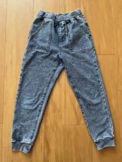 GU 130cm ジョガー　デニムパンツのサムネイル