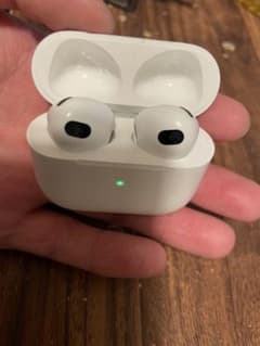 AirPods3 本体のサムネイル