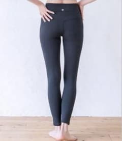 LAVA SUKALA ヨガパンツ ベーシックレギンス Sサイズ ネイビー - メルカリ