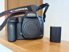 Canon EOS 5D Mark III 본체 배터리 포함