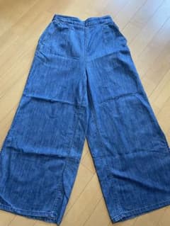 【美品】GU デニム ワイドパンツのサムネイル
