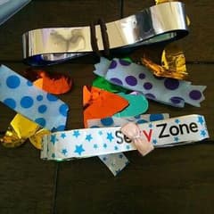 Sexy Zone 落下物 銀テープのサムネイル