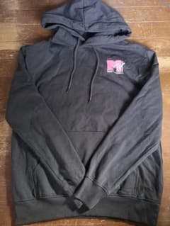 《H&M》MTVパーカーのサムネイル