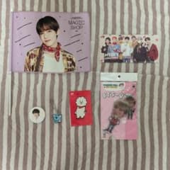 BTS グッズ まとめ売り - メルカリ