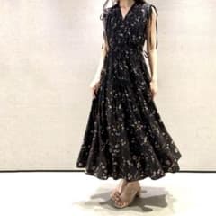 2024年モデル】 セルフォード フラワープリント リボンワンピース 黒