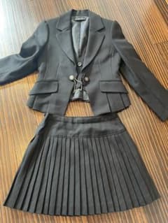 MICHIKO LONDON KOSHINO 入学式卒業式　スーツ　150㎝のサムネイル