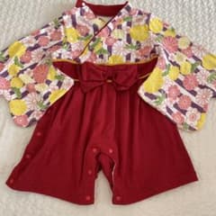 袴ロンパースのサムネイル
