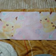 ポケモンカードピカチュウプレイマットのサムネイル